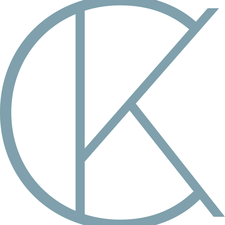 kc logo vaalea petrooli ilman taustaa